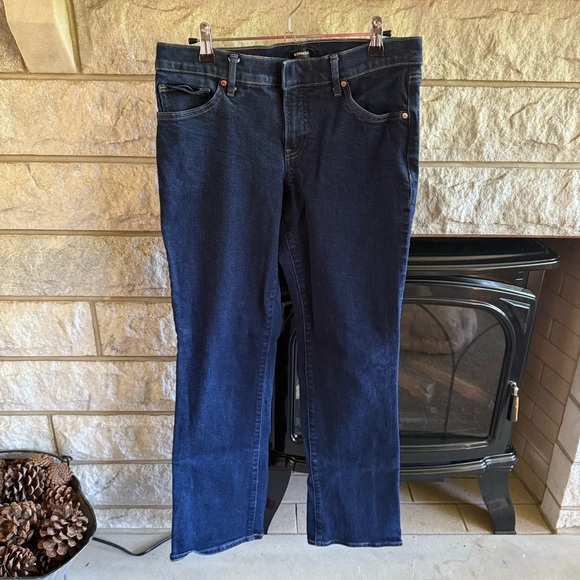 Express Women's Editor Boot Low Ride Dark Blue Jeans 6R - Picture 1 of 5